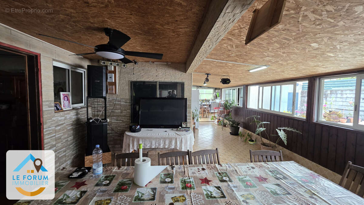 Saint joseph 97480 - maison f3 de plain pied - garage - secteur verdoyant - photo 2