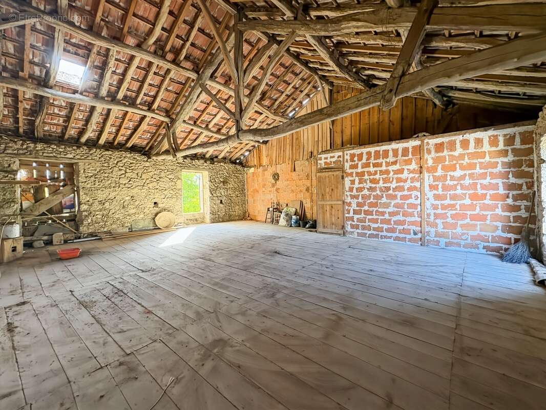 Maison à vendre 6 pièces GONDRIN - photo 9