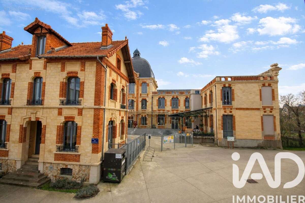 Photo 7 - Appartement à NANTERRE