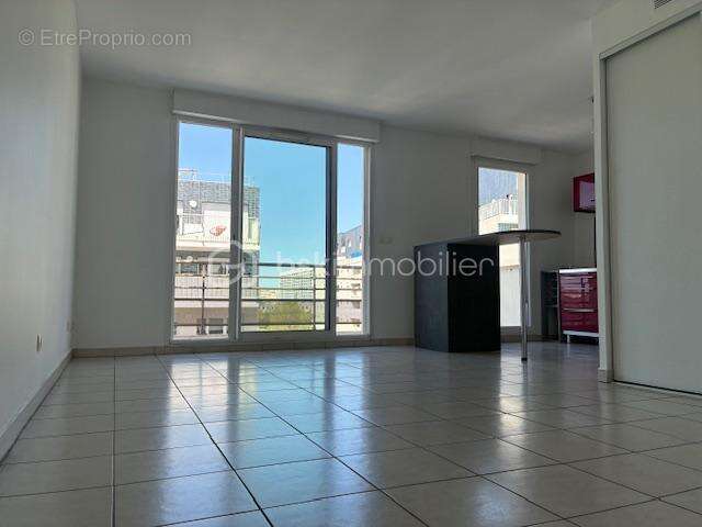 Appartement à MARSEILLE-8E