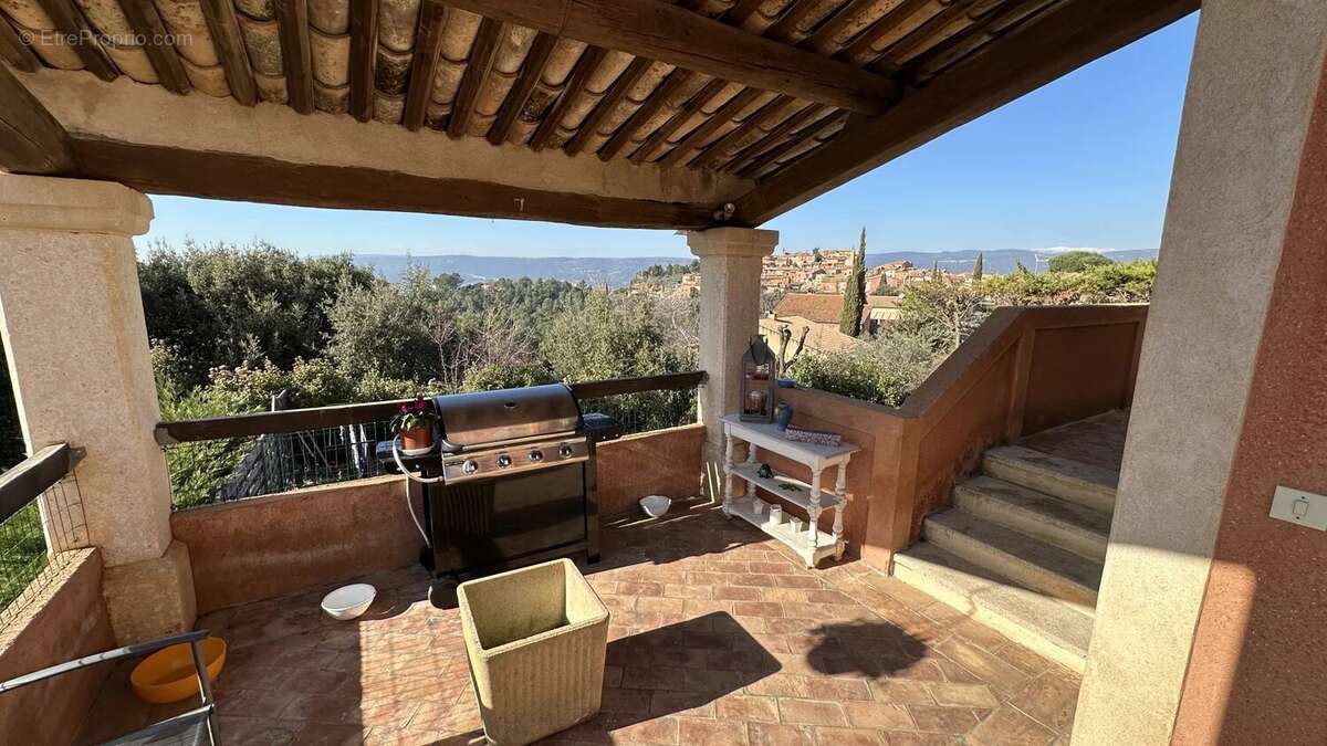 Maison à ROUSSILLON