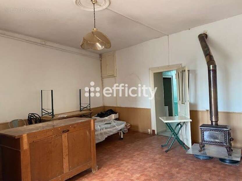 Maison à LAPRUGNE