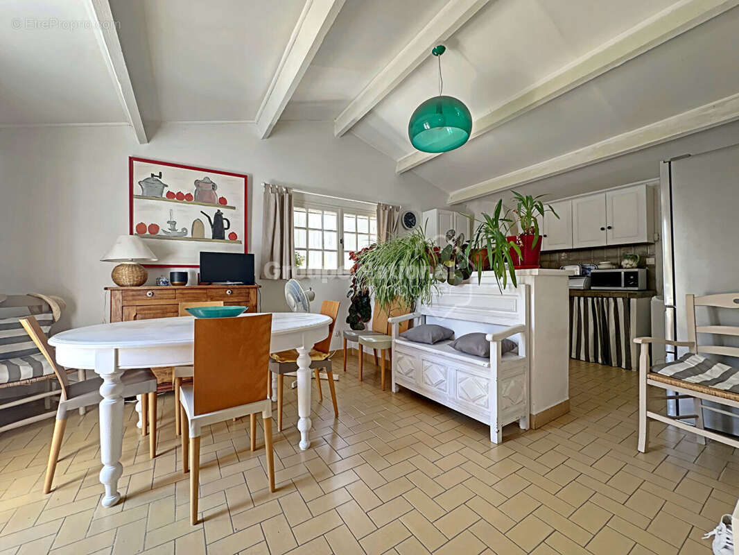 A vendre Villa T5 Fourques (Gard) - photo 5