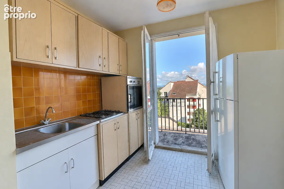 AUTUN, appartement T2  avec balcon, terrasse, garage et parkings privatifs - photo 4