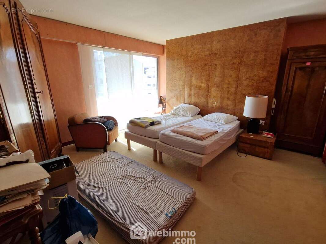 Appartement 237 m² à La Roche-Sur-Yon  - photo 22