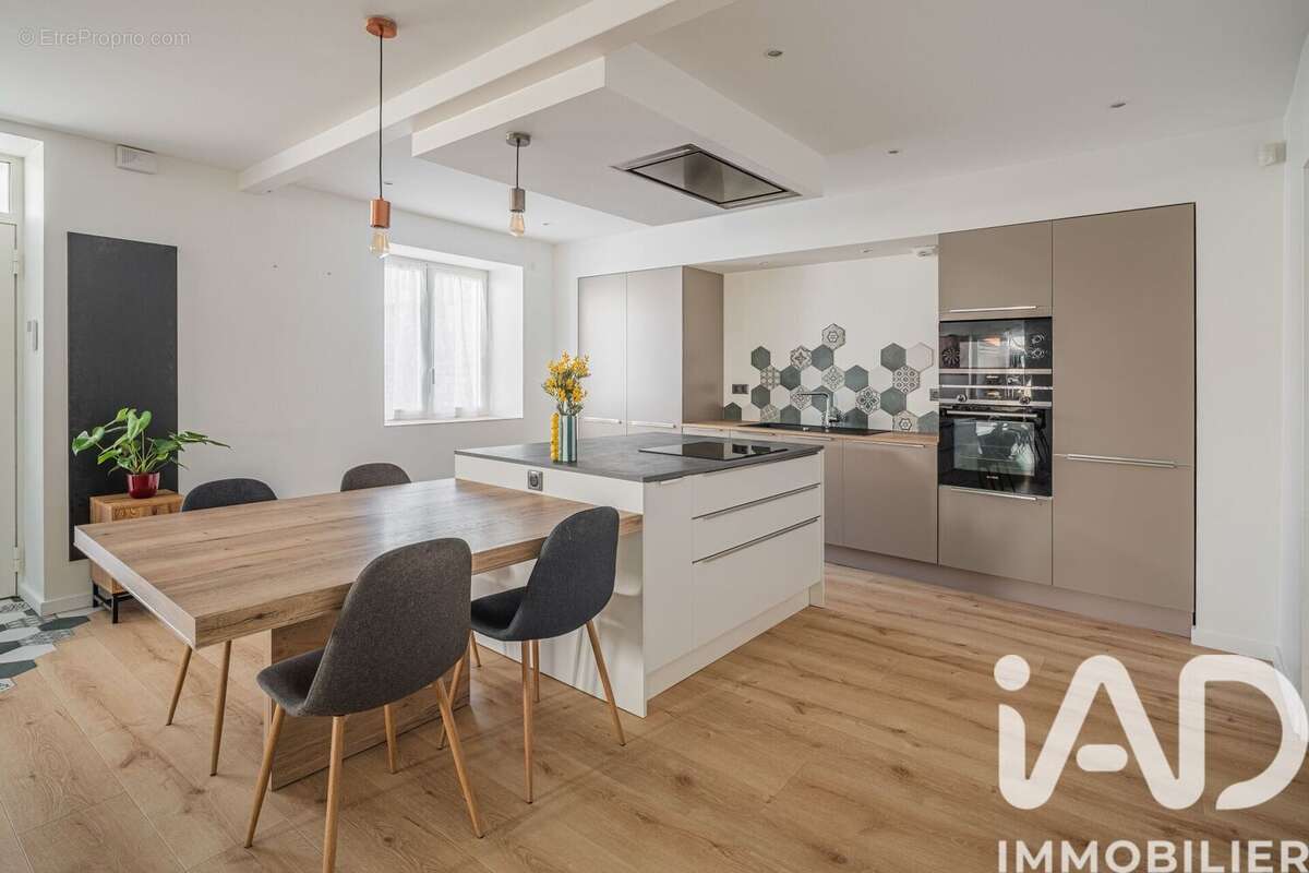 Photo 3 - Maison à VARCES-ALLIERES-ET-RISSET