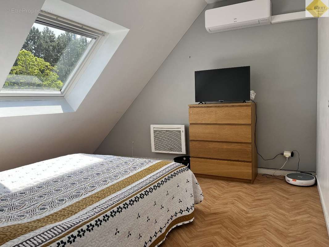 Maison à NEONS-SUR-CREUSE