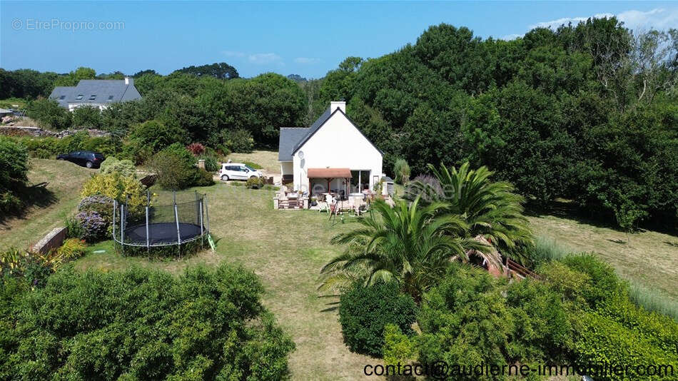 Maison à CLEDEN-CAP-SIZUN