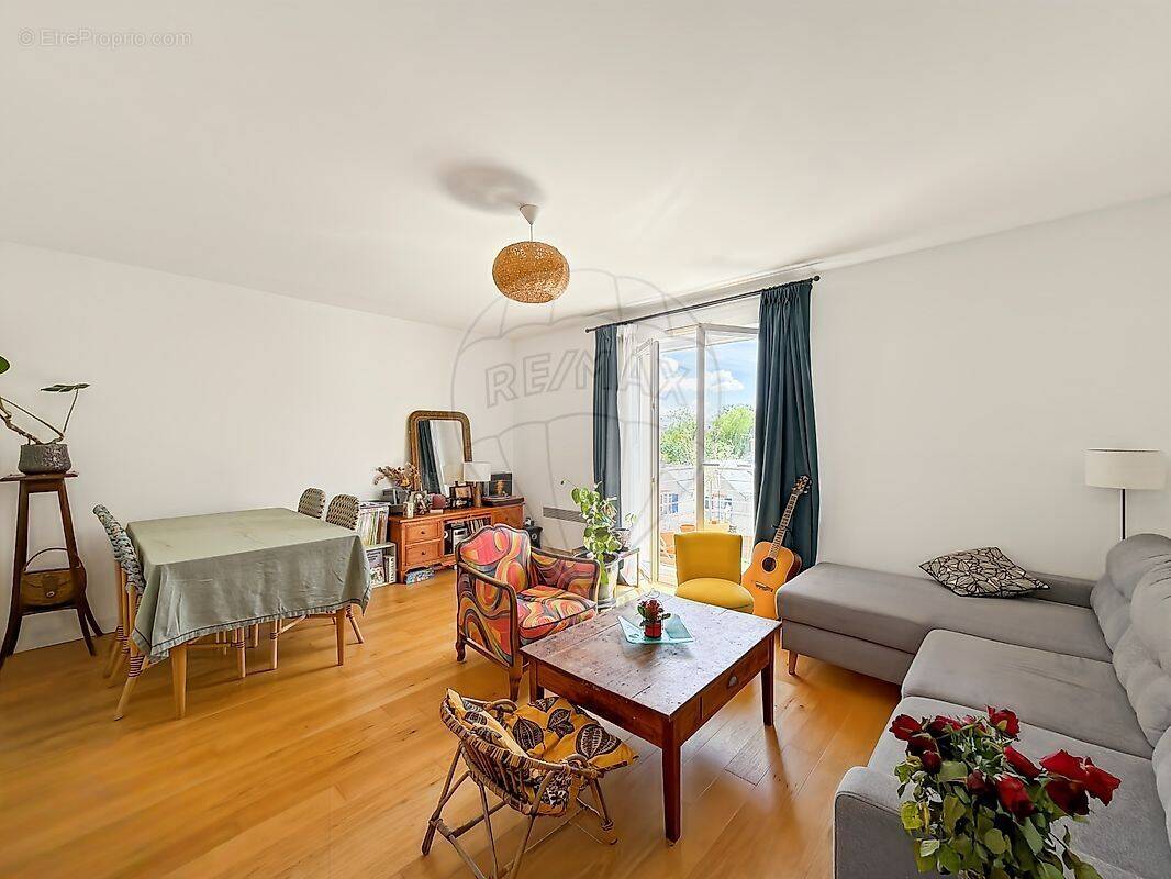 Appartement à REZE
