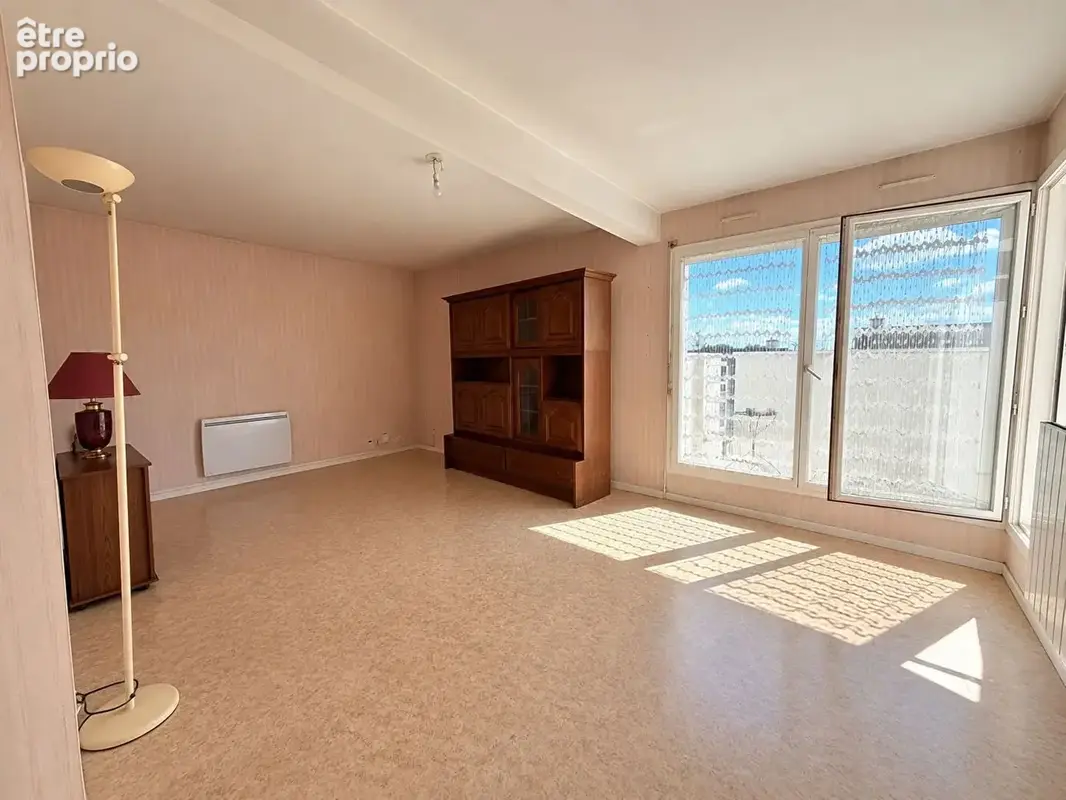 T4 garage dernier etage la gaite ! - photo 2