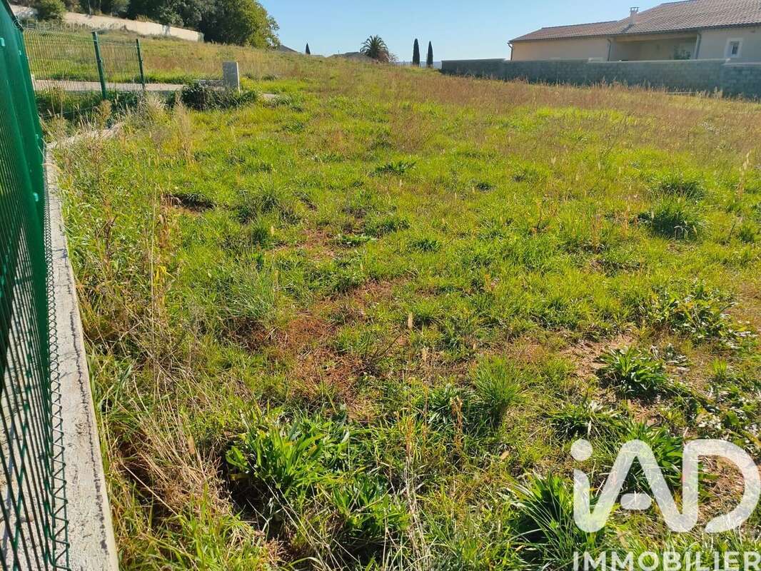 Photo 3 - Terrain à SAINT-QUENTIN-LA-POTERIE