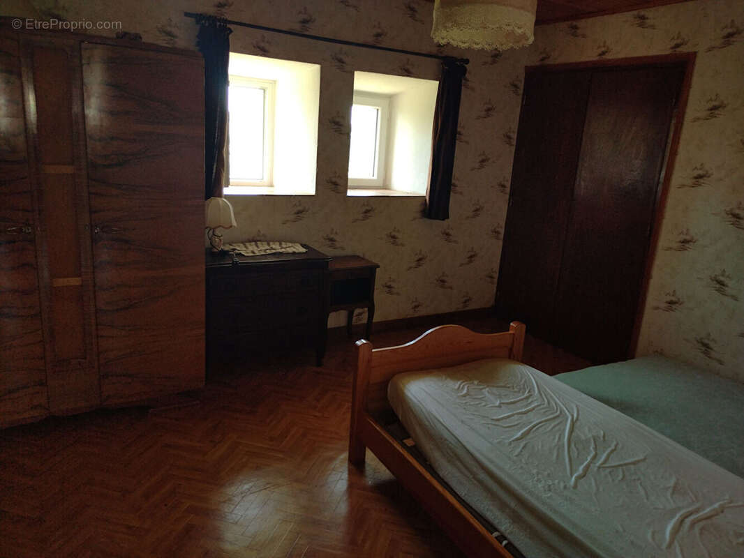 Maison à PRESAILLES