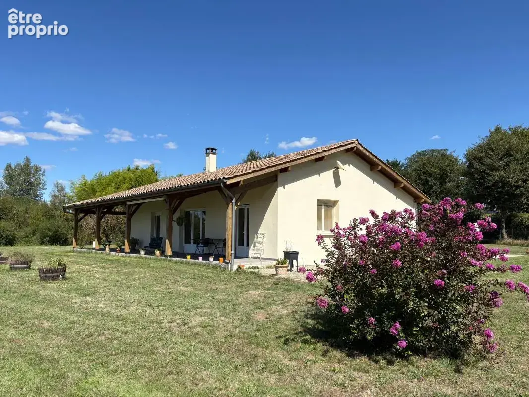 Maison À Vendre - photo 1