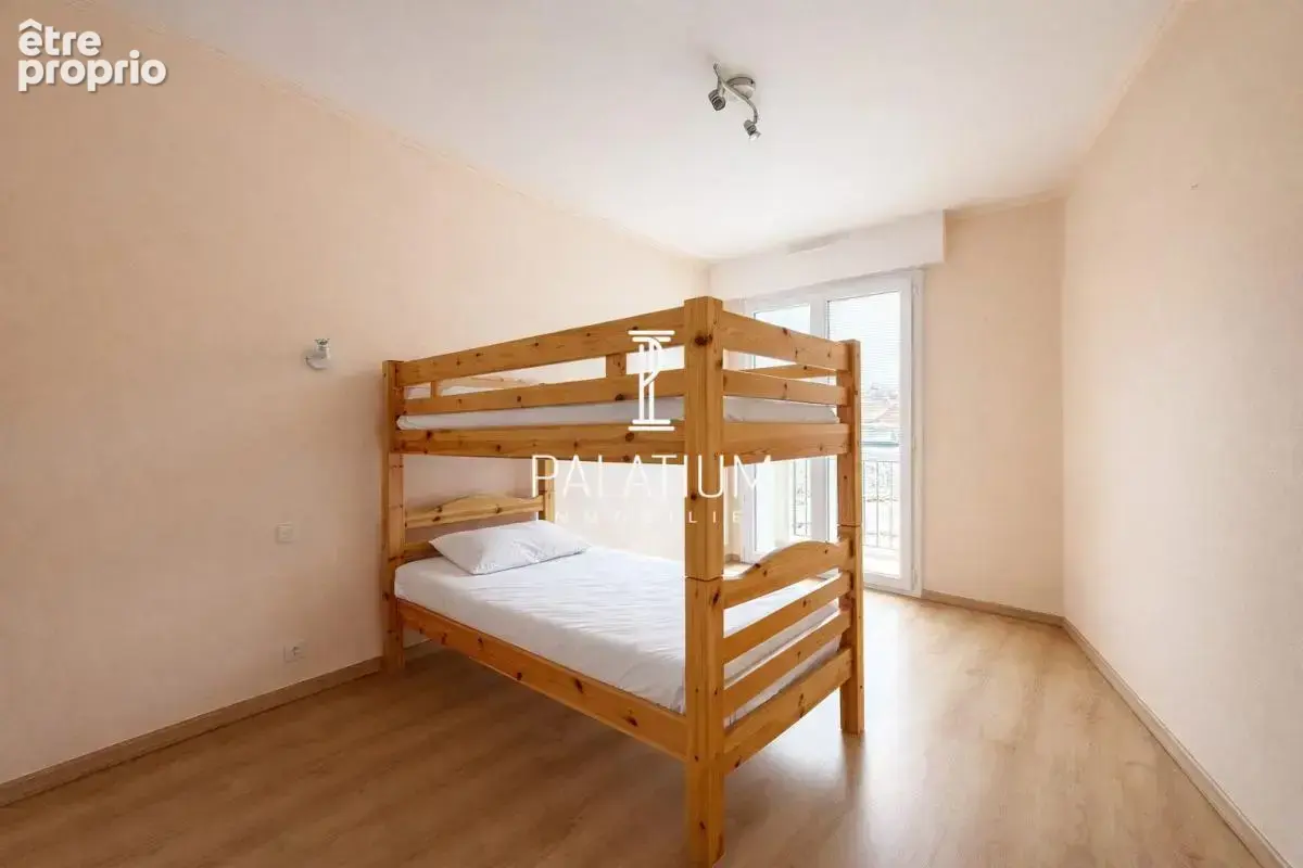 Spacieux appartement traversant trois pièces - photo 9