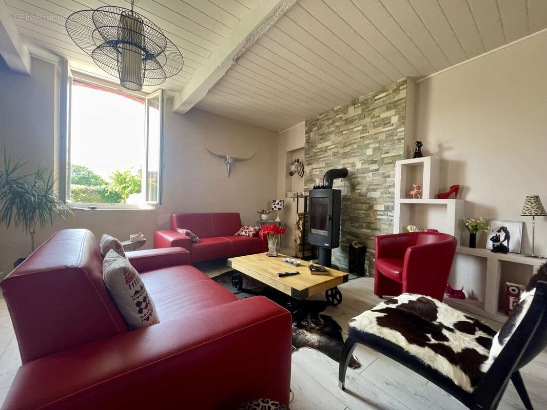 Maison à VIC-EN-BIGORRE