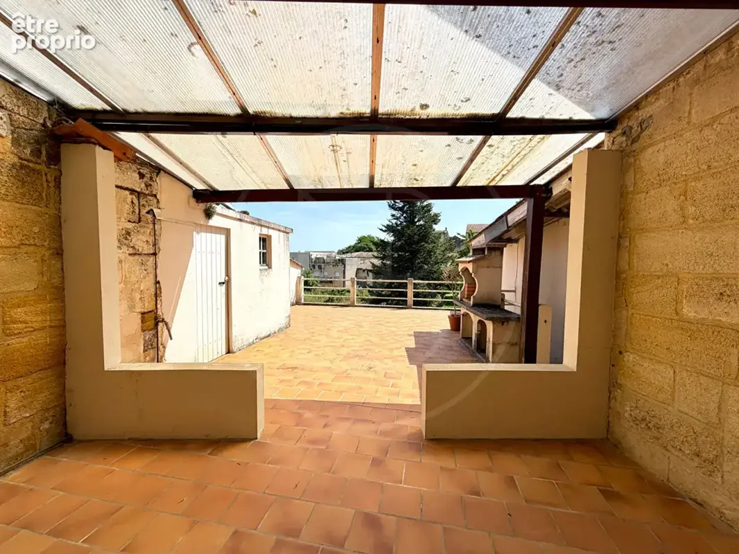 Maison de ville avec garage et terrasse - photo 2