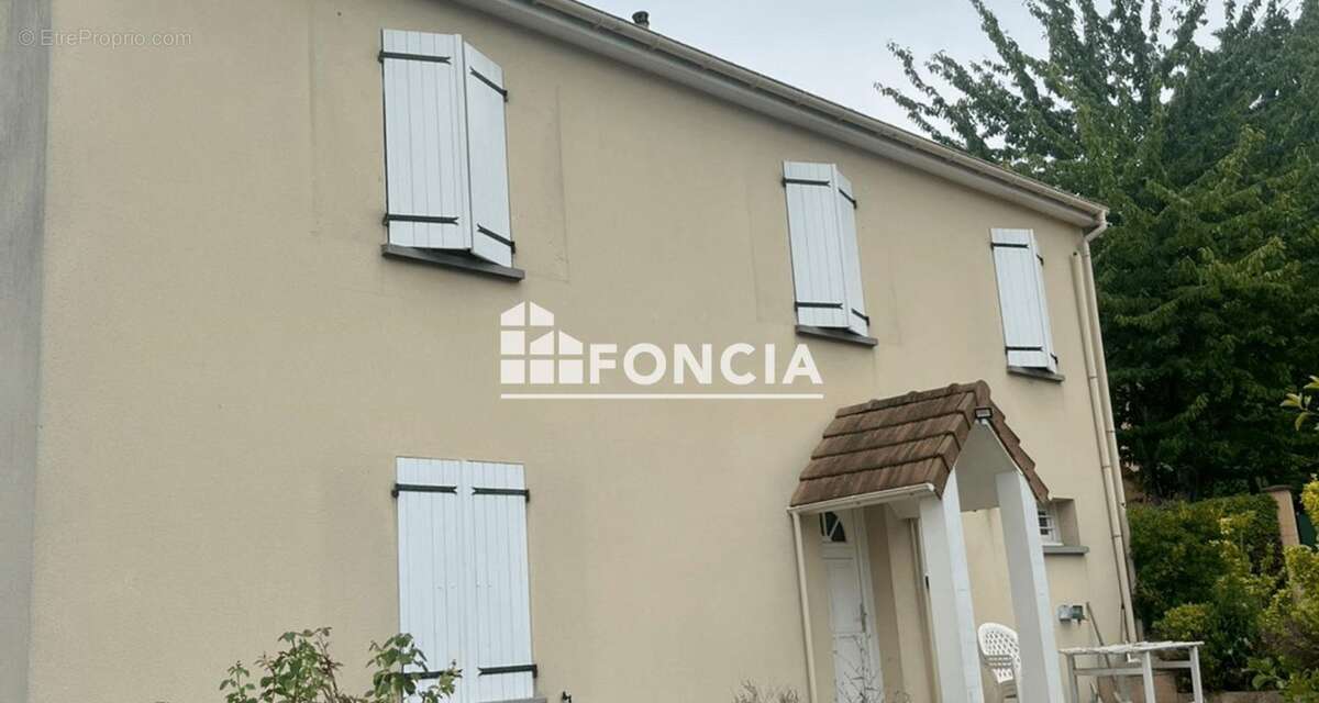 Maison 105 m² à Juziers  - photo 2