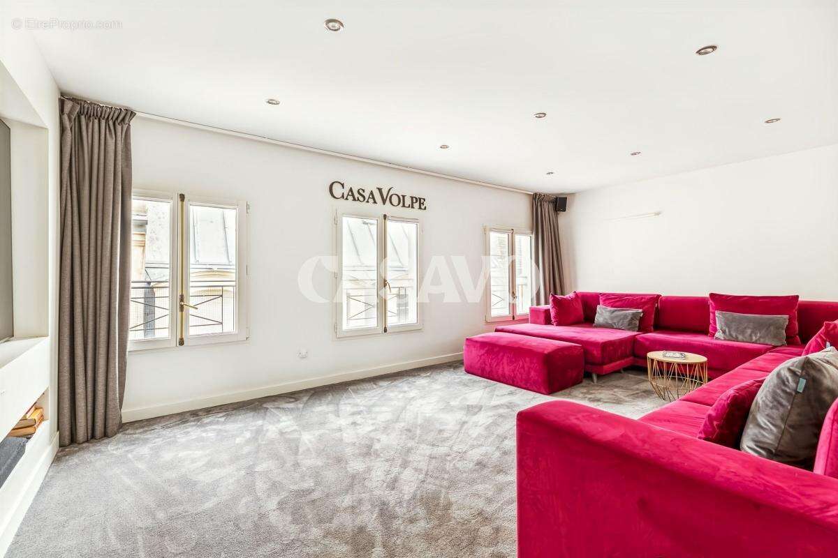 Vente Appartement 9 pièces de 127m² - 75006 Paris - photo 3