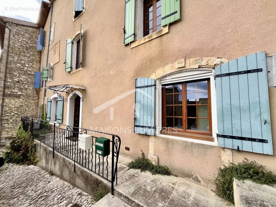 Appartement à SAINT-SATURNIN-LES-APT