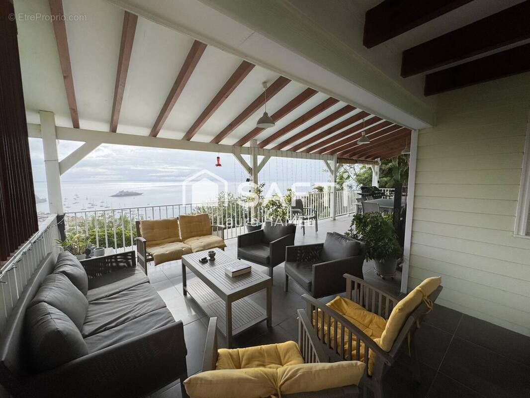 Photo 1 - Maison à SAINT-PIERRE