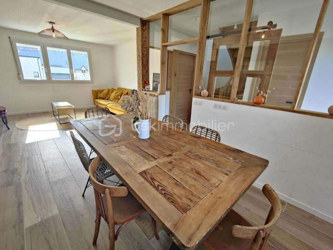 Maison à PLOUER-SUR-RANCE