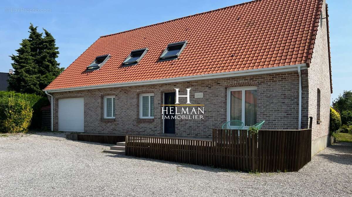 Maison à MOULLE