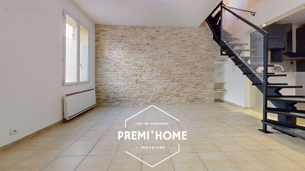 Appartement à ROUSSET