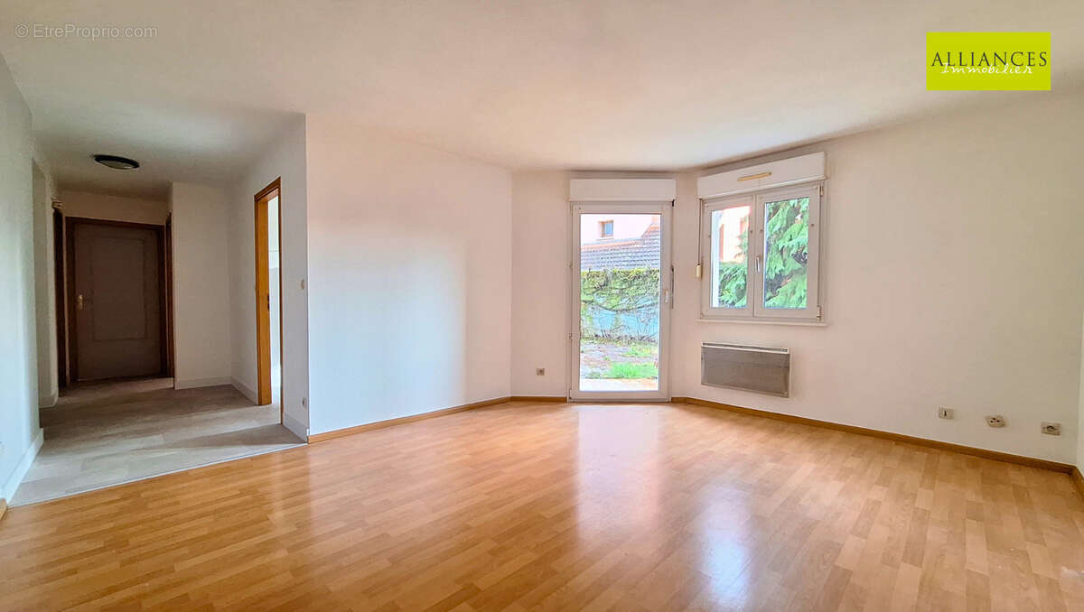 Appartement à VILLAGE-NEUF