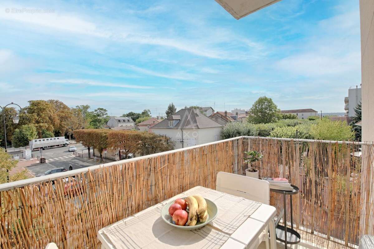 Appartement à SAINT-MAUR-DES-FOSSES