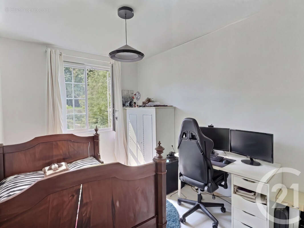 Maison 137 m² à Chatenay-Malabry  - photo 6