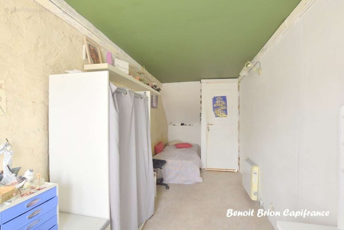 Maison de caractère 120 m² – 5 chambres – Dépendance 50 m² – Proche Rennes - photo 15
