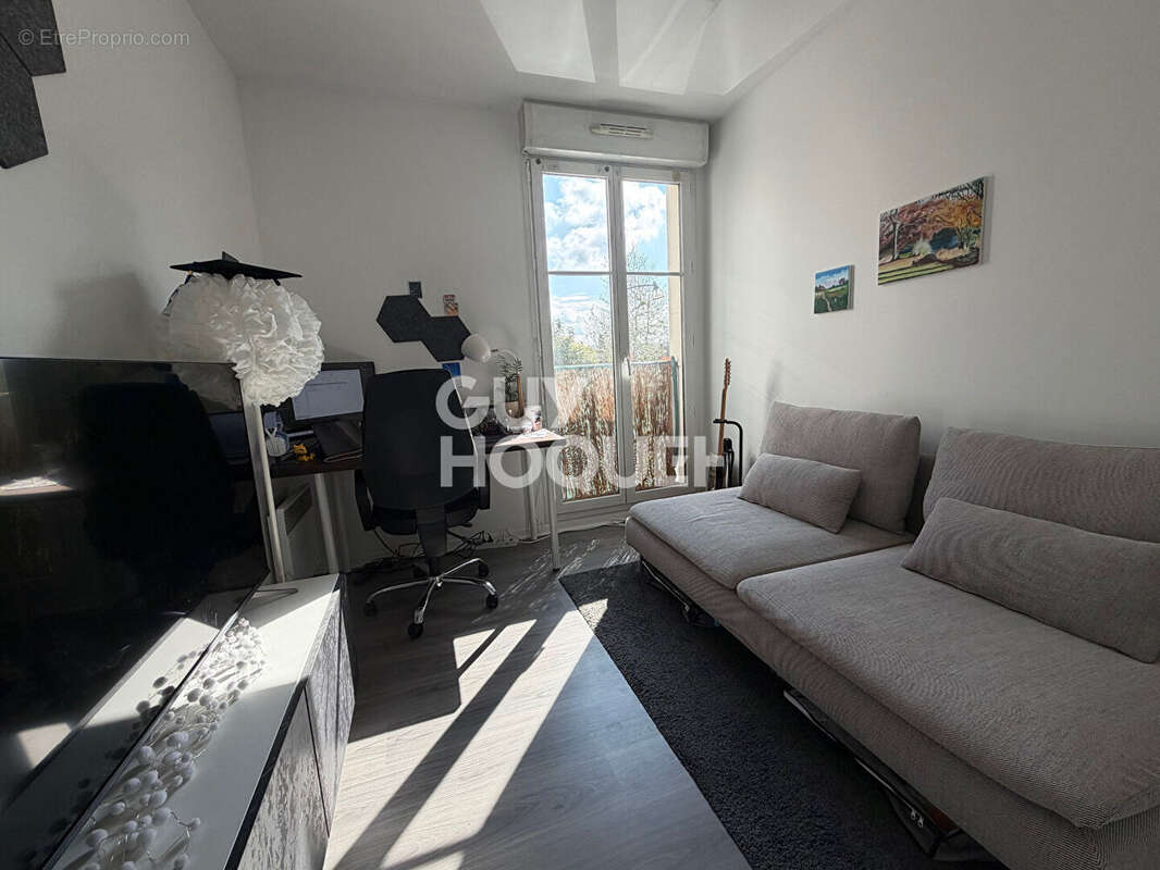 Appartement à LE PERREUX-SUR-MARNE