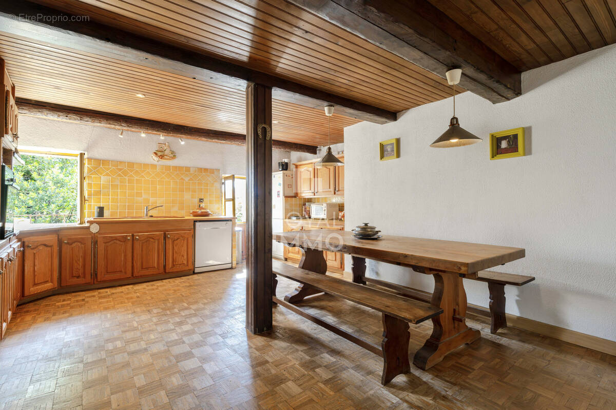 Appartement à LA VALETTE-DU-VAR