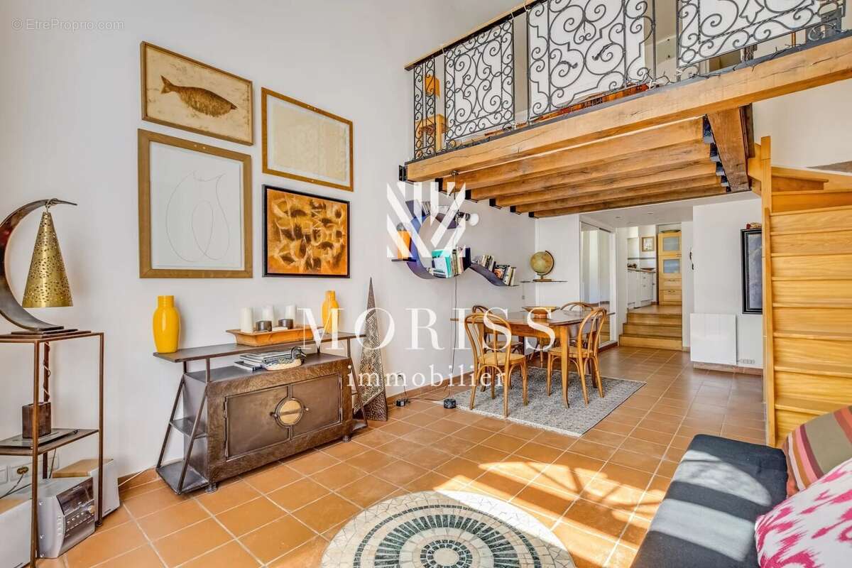 Appartement à PARIS-4E
