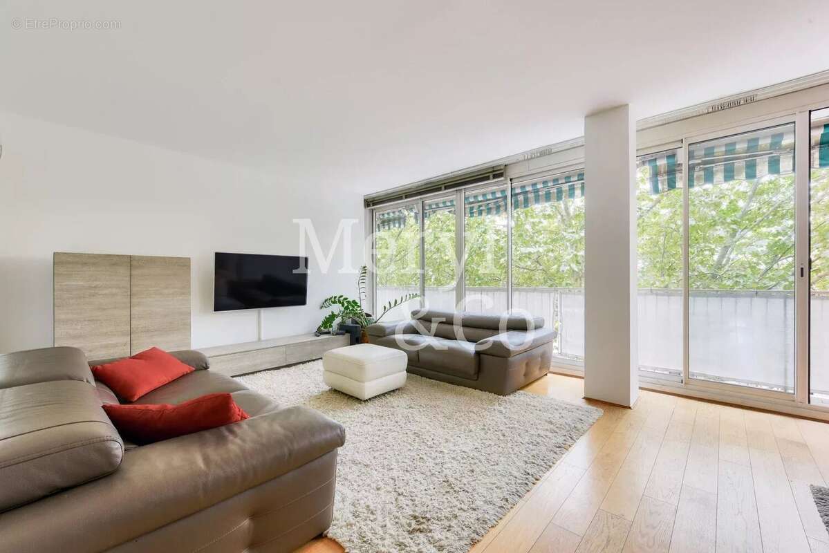 Appartement à BOULOGNE-BILLANCOURT