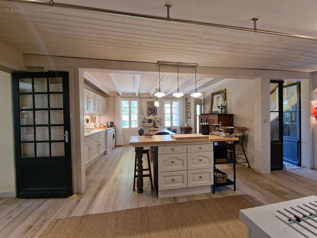 Appartement à SIGOULES