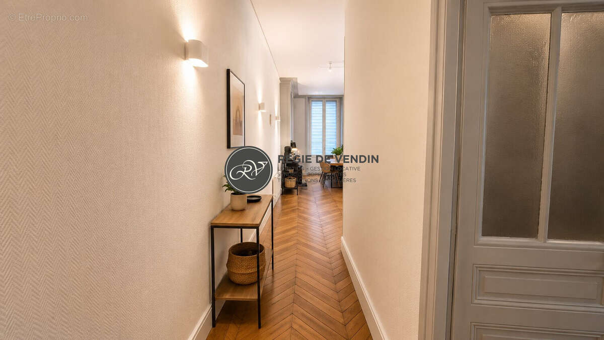 Appartement à LYON-6E
