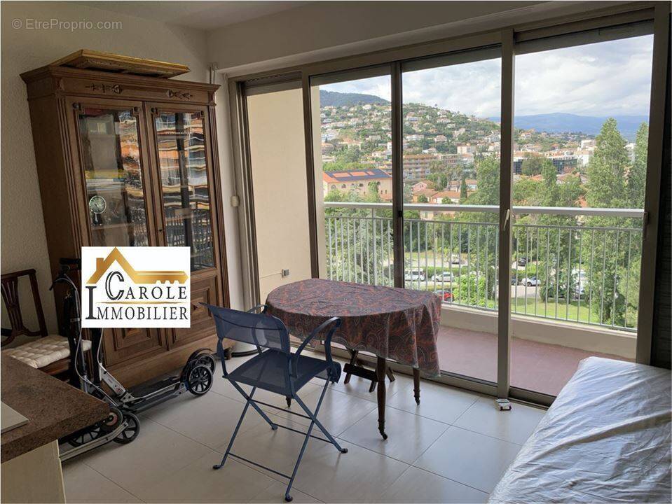 Appartement à MANDELIEU-LA-NAPOULE