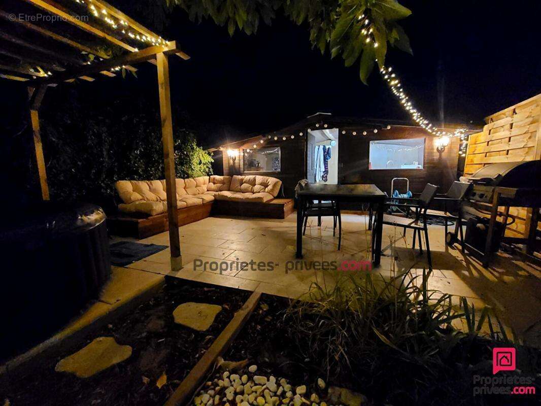 Appartement 4 Pièces avec Jardin Privatif et Garage à Sainte-Geneviève-des-Bois - photo 12