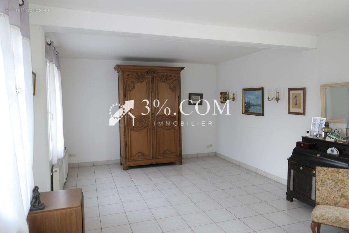 Maison à SAINT-MARTIN-EN-CAMPAGNE