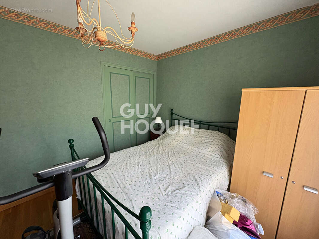 Maison à SAINT-DENIS-LES-PONTS