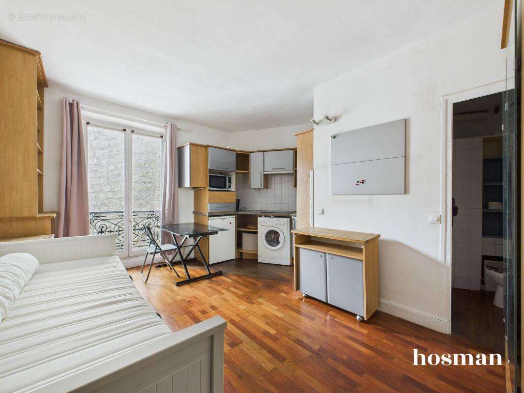Appartement à PARIS-10E