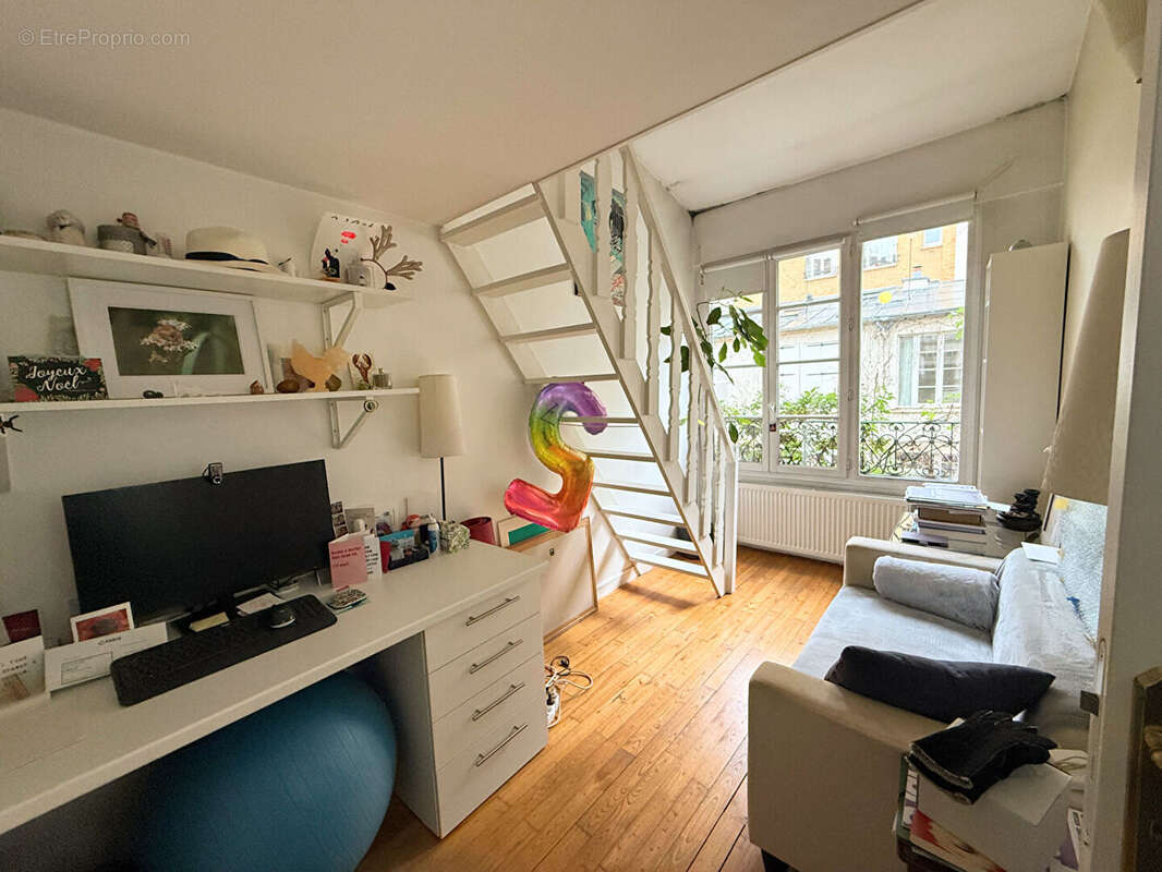 Maison à PARIS-19E