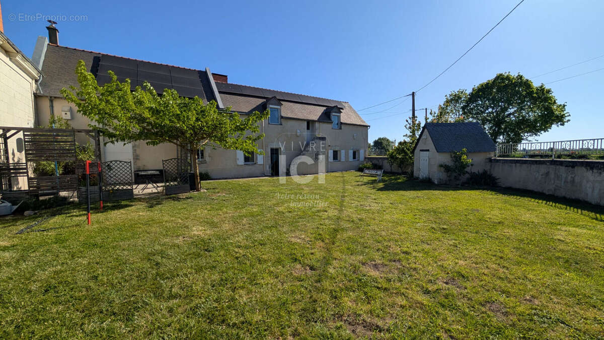 Maison à SAINT-MATHURIN-SUR-LOIRE