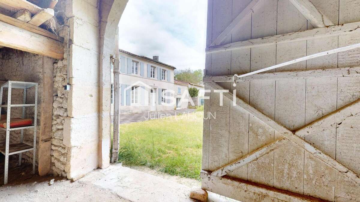 Photo 5 - Maison à ARS