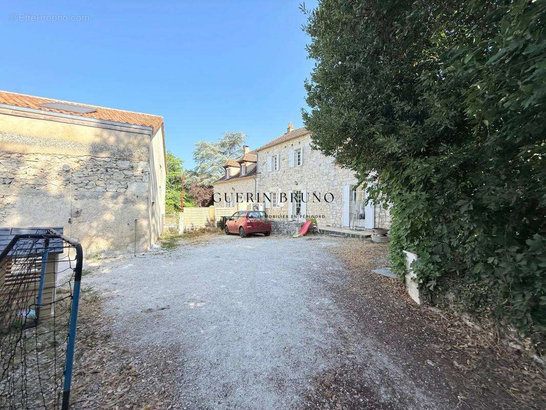 Maison à MONBAZILLAC