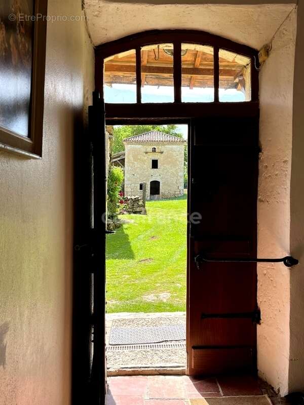 Maison à SAINT-CLAR