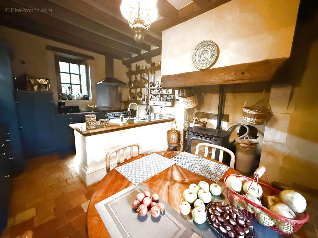 Maison à BONNETABLE