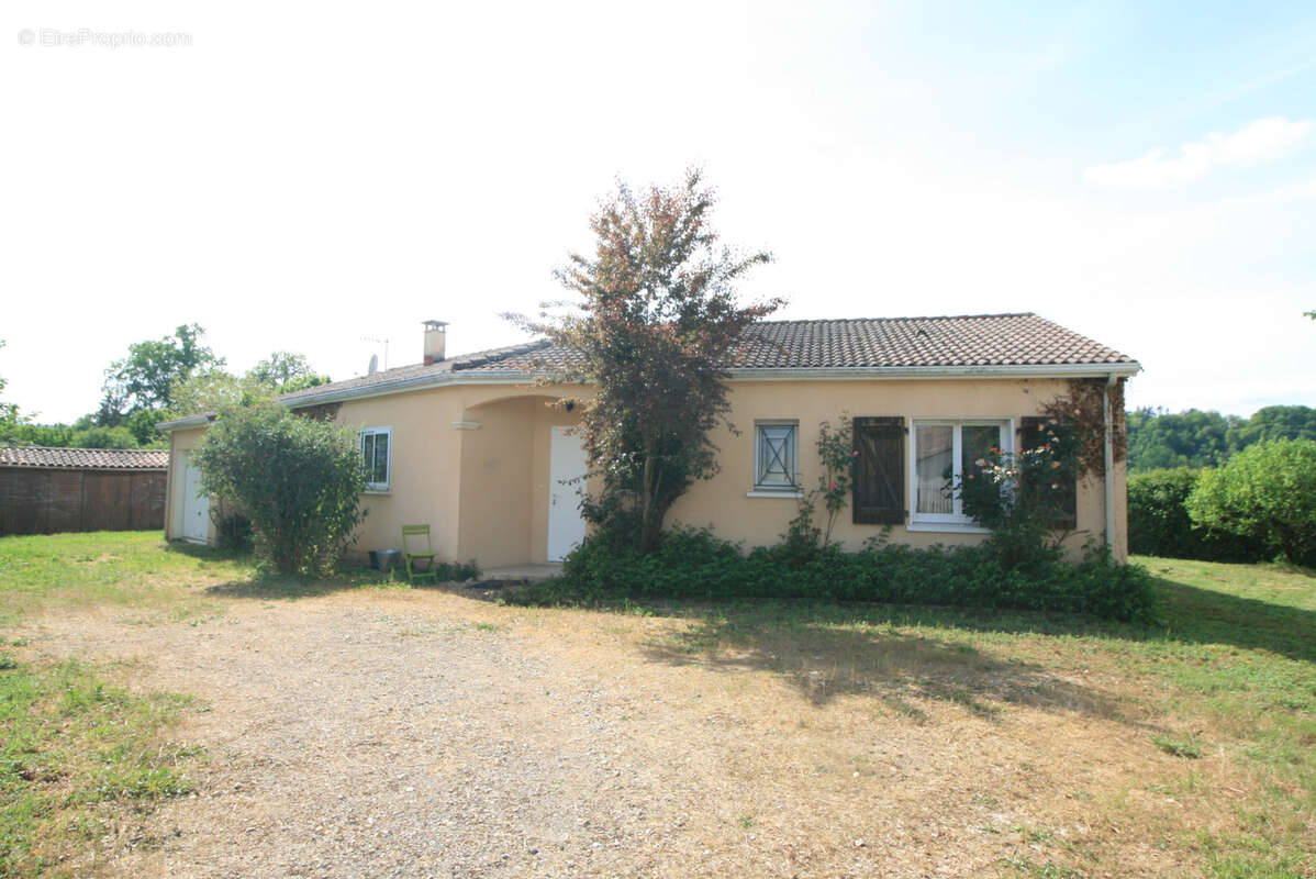Autre à LE BUGUE