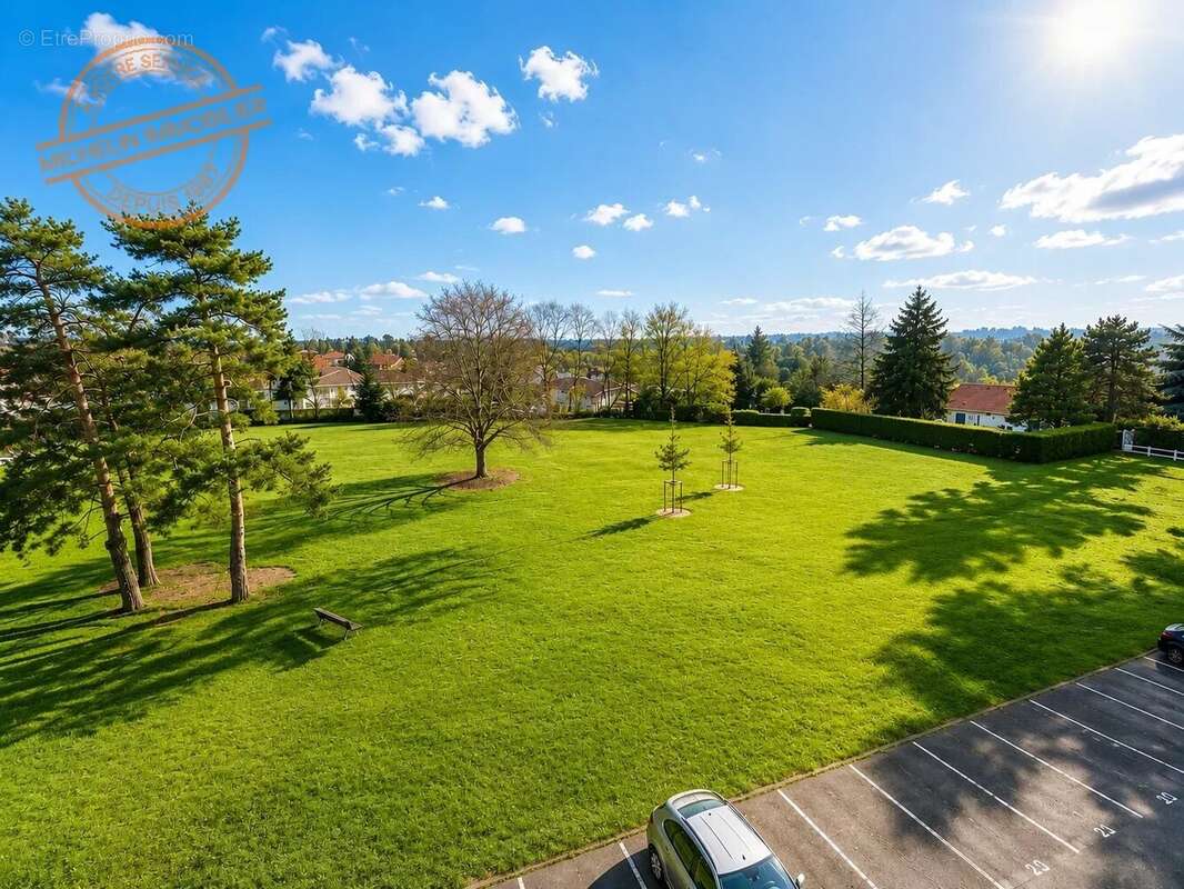 Appartement à CHAMPAGNE-AU-MONT-D'OR